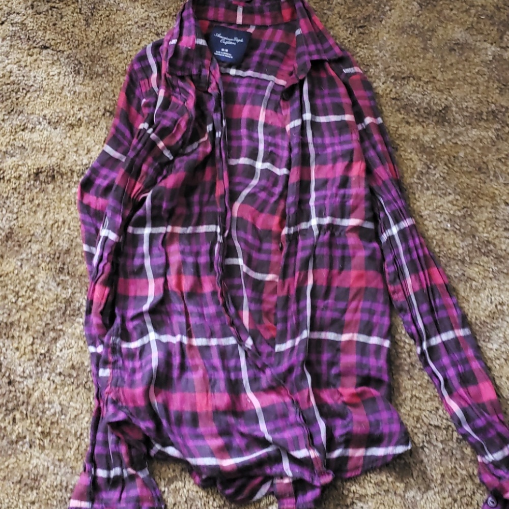 American Eagle Button Down